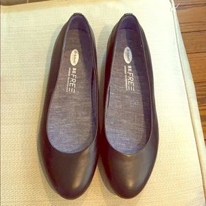 Ballet flats